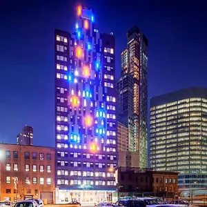 Hotel Aloft Long Island City-manhattan View